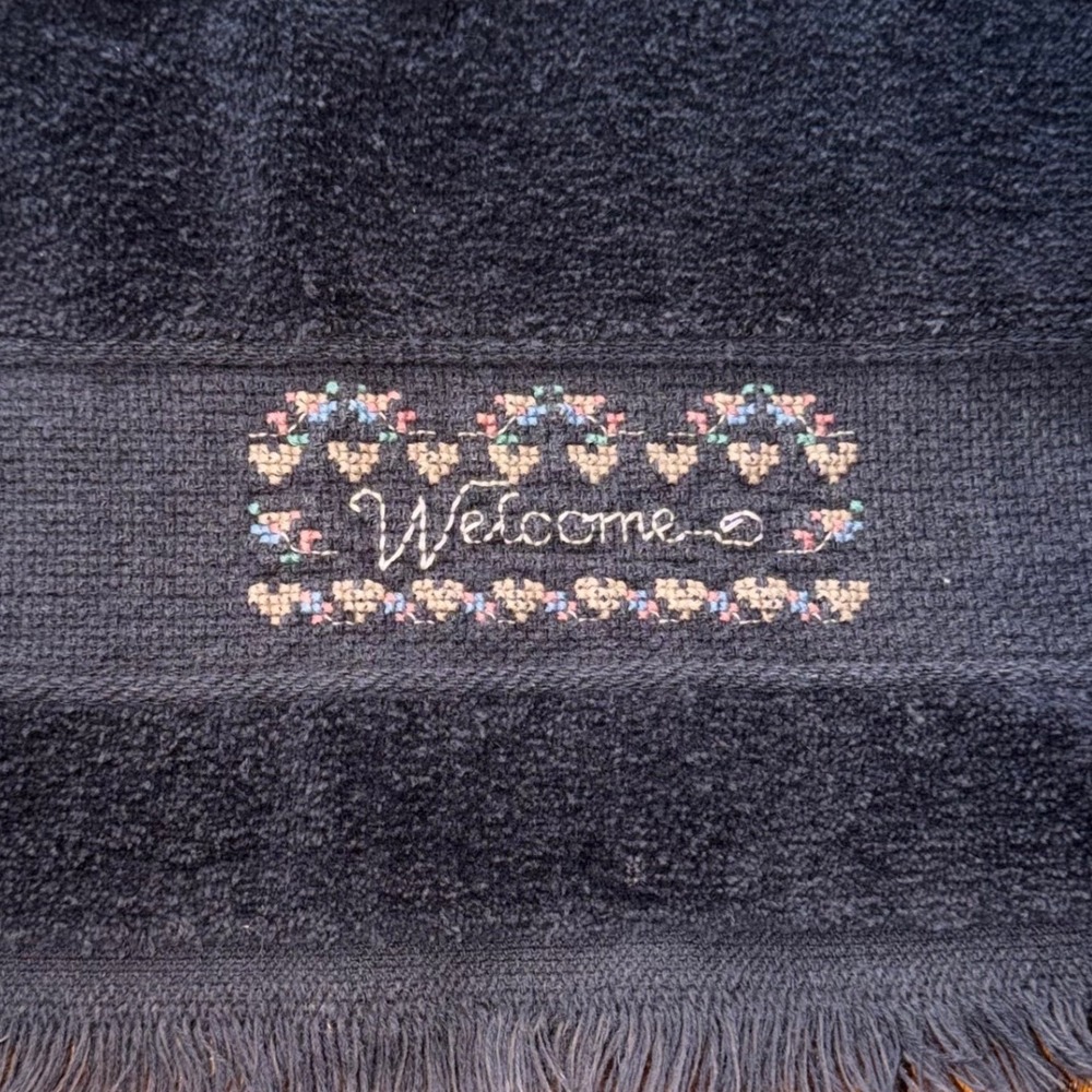 Vintage Navy Blue Fingertip Towel Embroidered Welcome Floral Hearts Fringe Trim